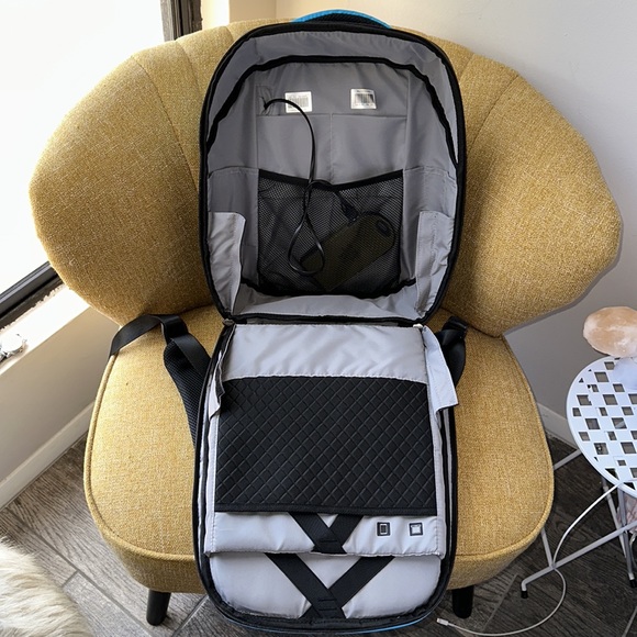 Biosled  Electronic Billboard Backpack - Picture 9 of 15